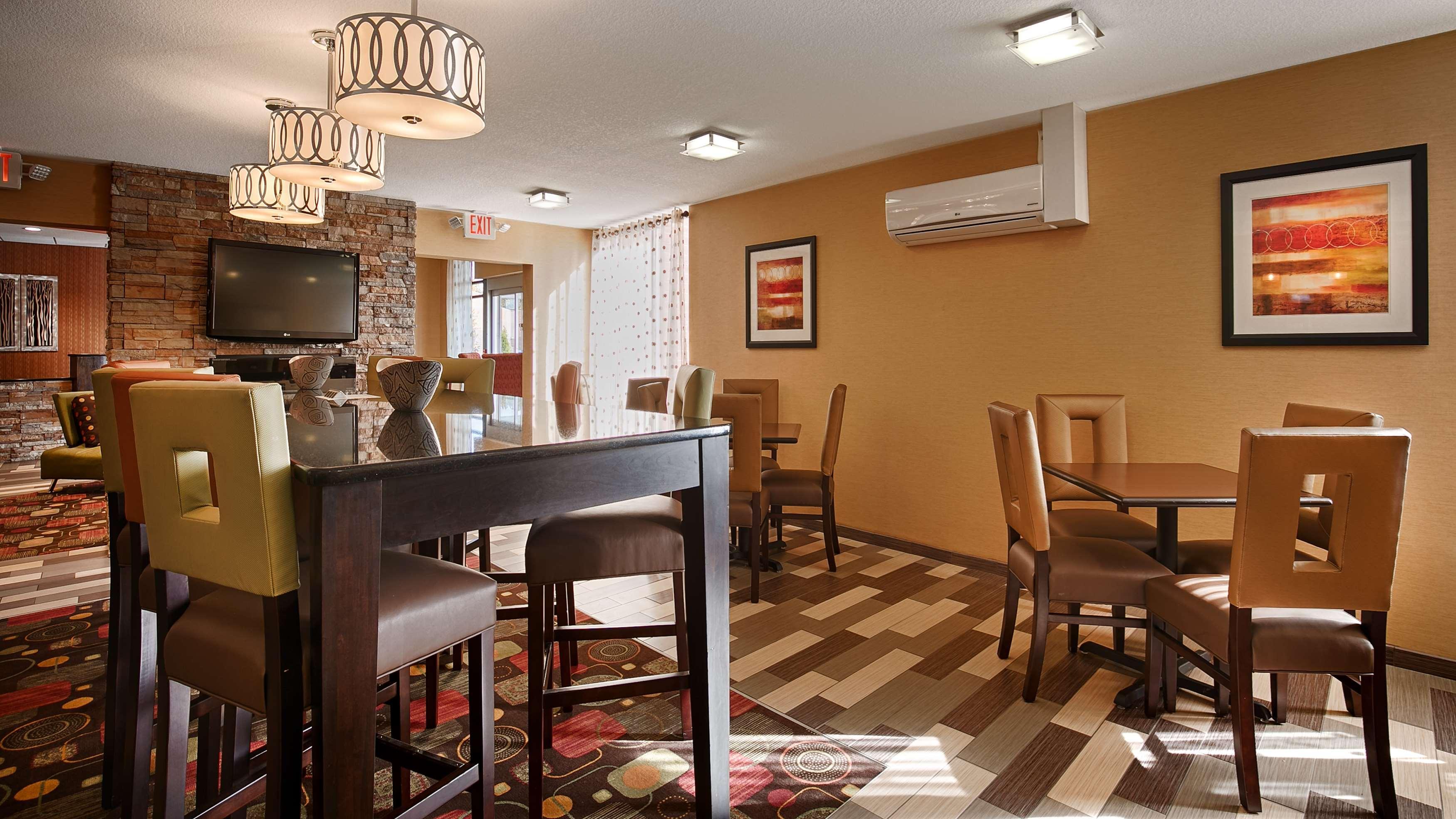 Best Western Luxbury Inn Fort Wayne Exteriér fotografie
