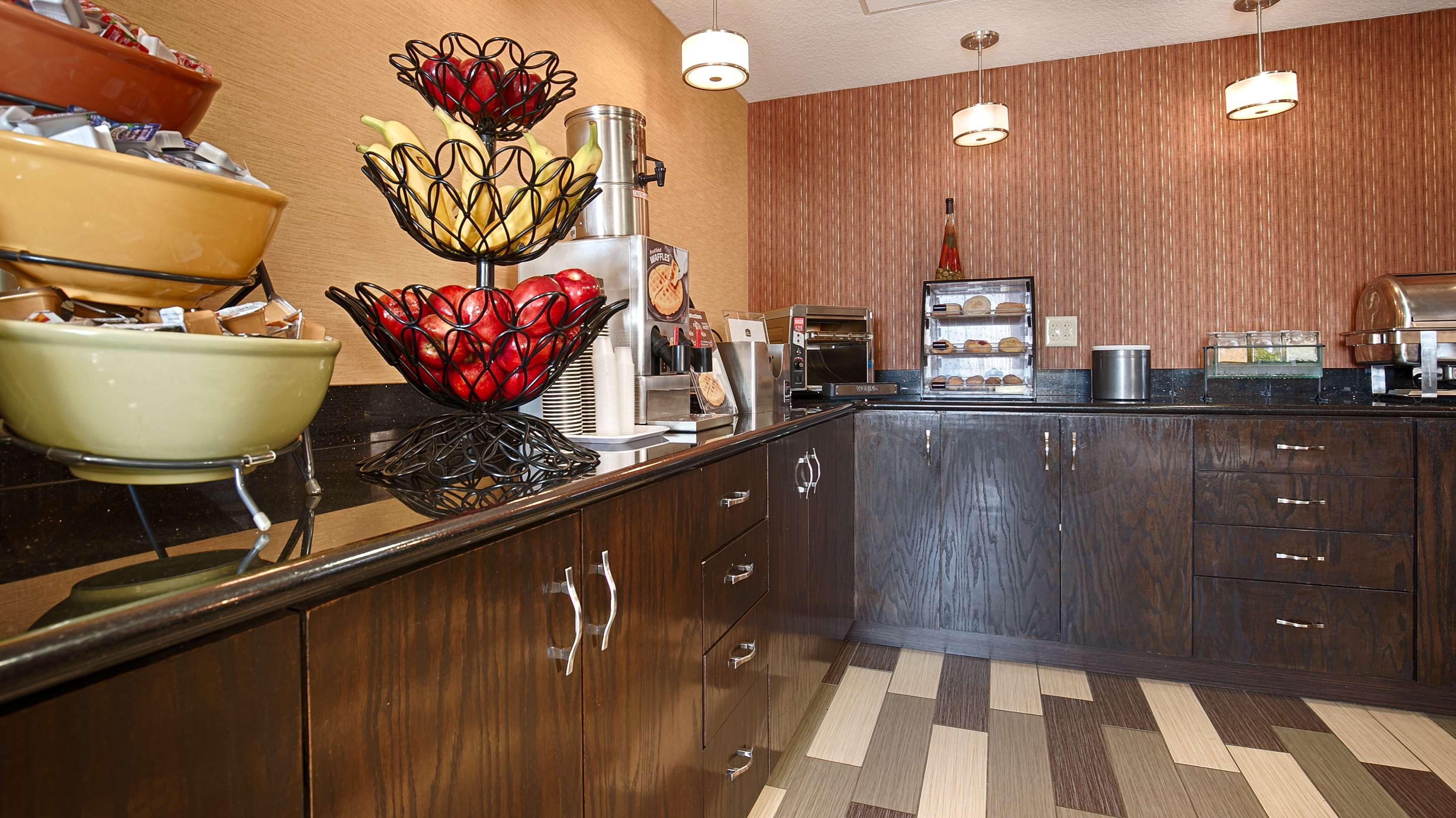 Best Western Luxbury Inn Fort Wayne Exteriér fotografie