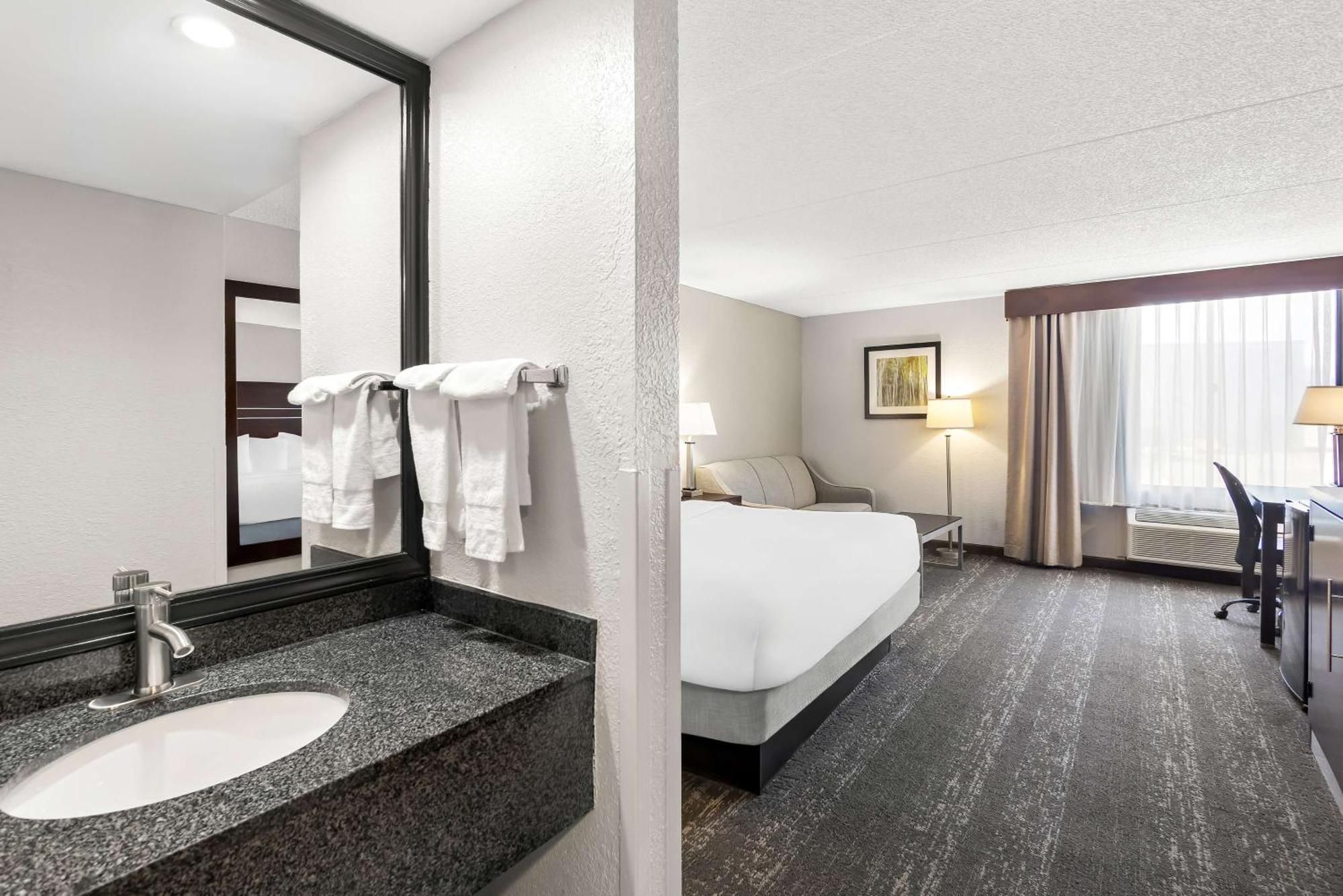 Best Western Luxbury Inn Fort Wayne Exteriér fotografie