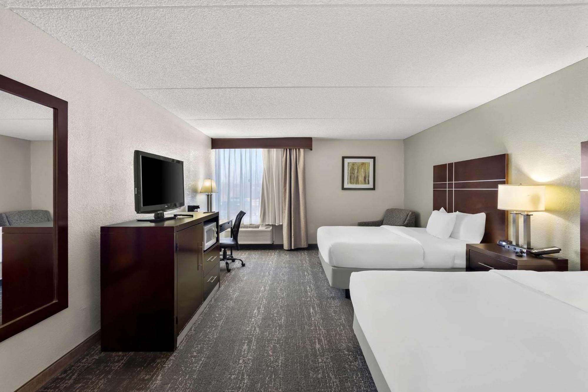Best Western Luxbury Inn Fort Wayne Exteriér fotografie